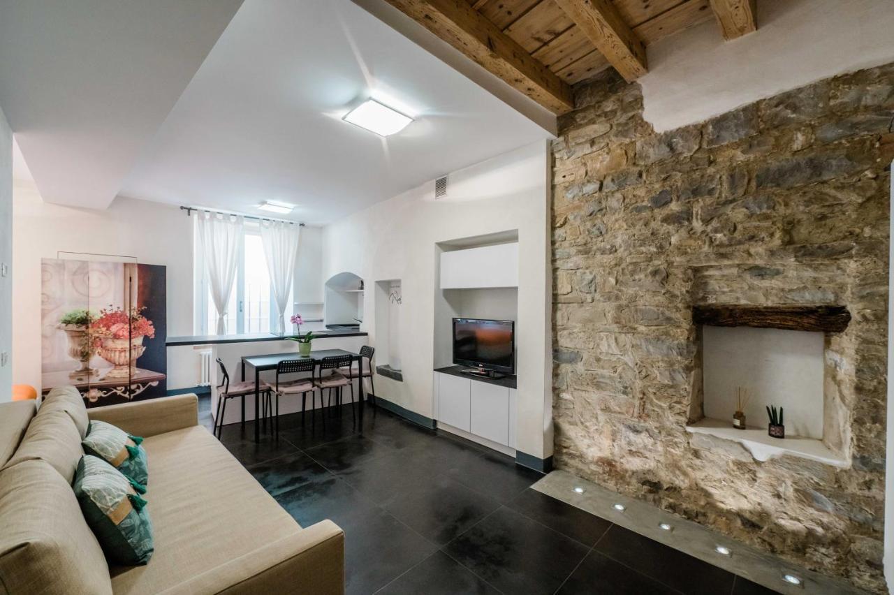 Feel - Cozy Old Town Apartment Bergamo Luaran gambar