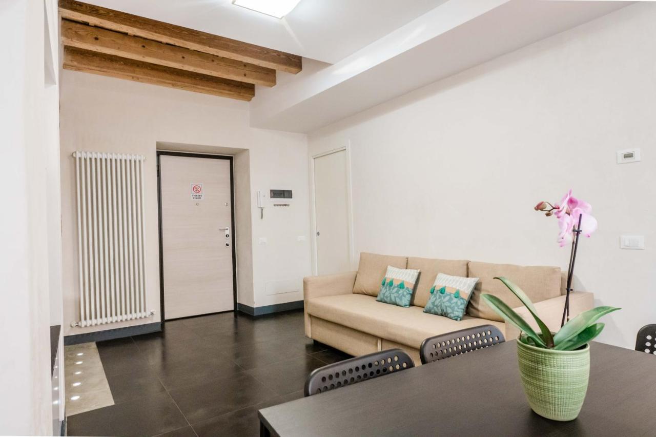 Feel - Cozy Old Town Apartment Bergamo Luaran gambar