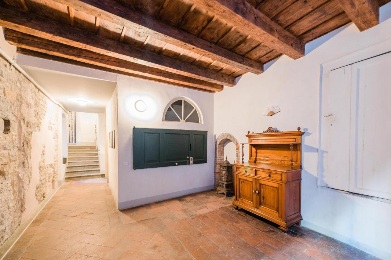 Feel - Cozy Old Town Apartment Bergamo Luaran gambar